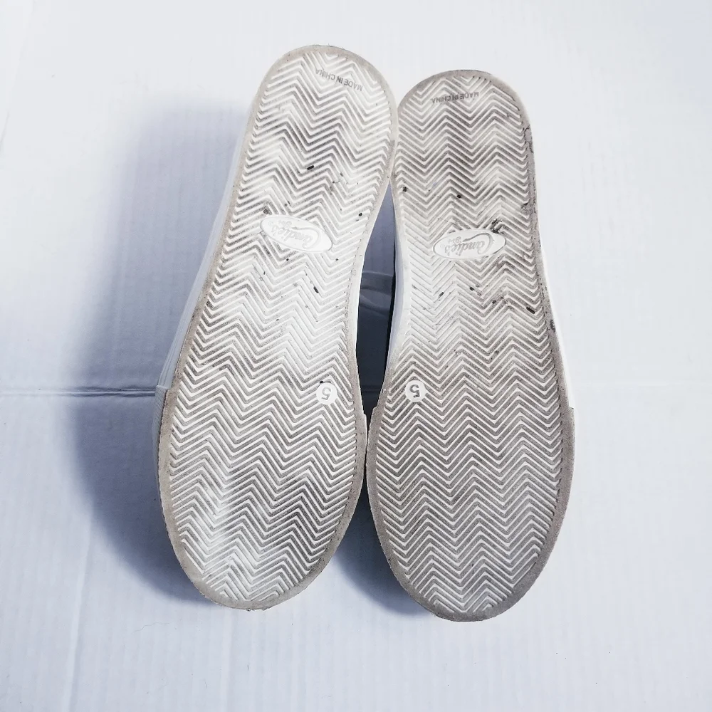 CANDIE'S SMALL PLATFORM CANVAS SHOES SIZE 5 KIDS WOMEN'S SIZE 7